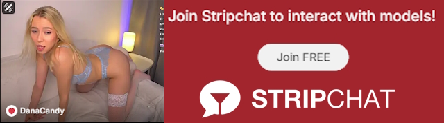 live girls on stripchat entertaining with pussy